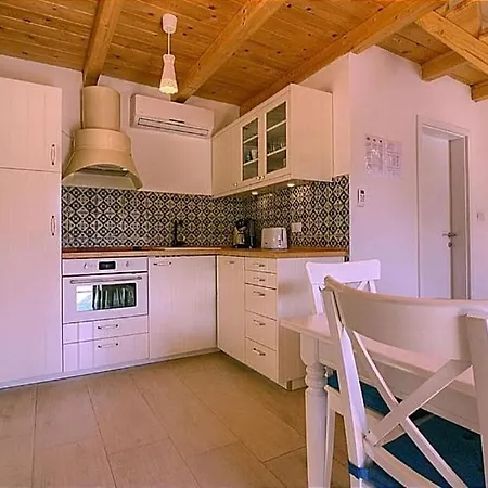 Vila Sasso Vila *